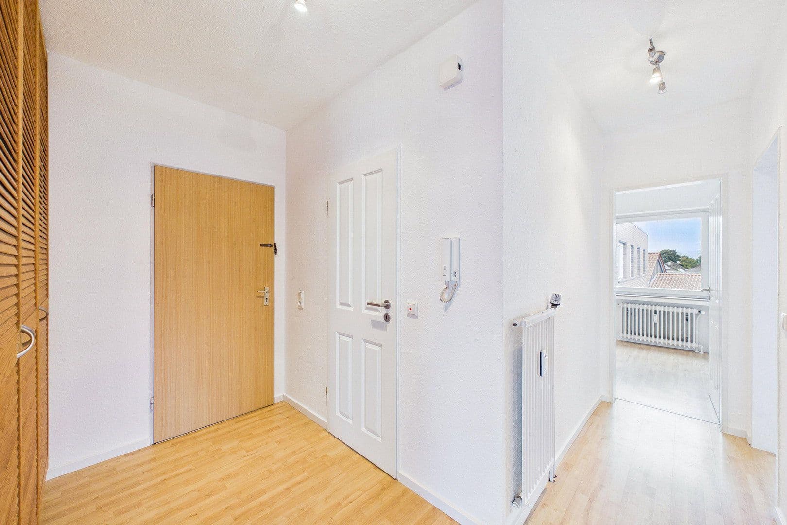 Predaj bytu 3-izbový 77 m², Oldenburg, Dolné Sasko Predaj bytu 3-izbový 77 m², Oldenburg, Dolné Sasko