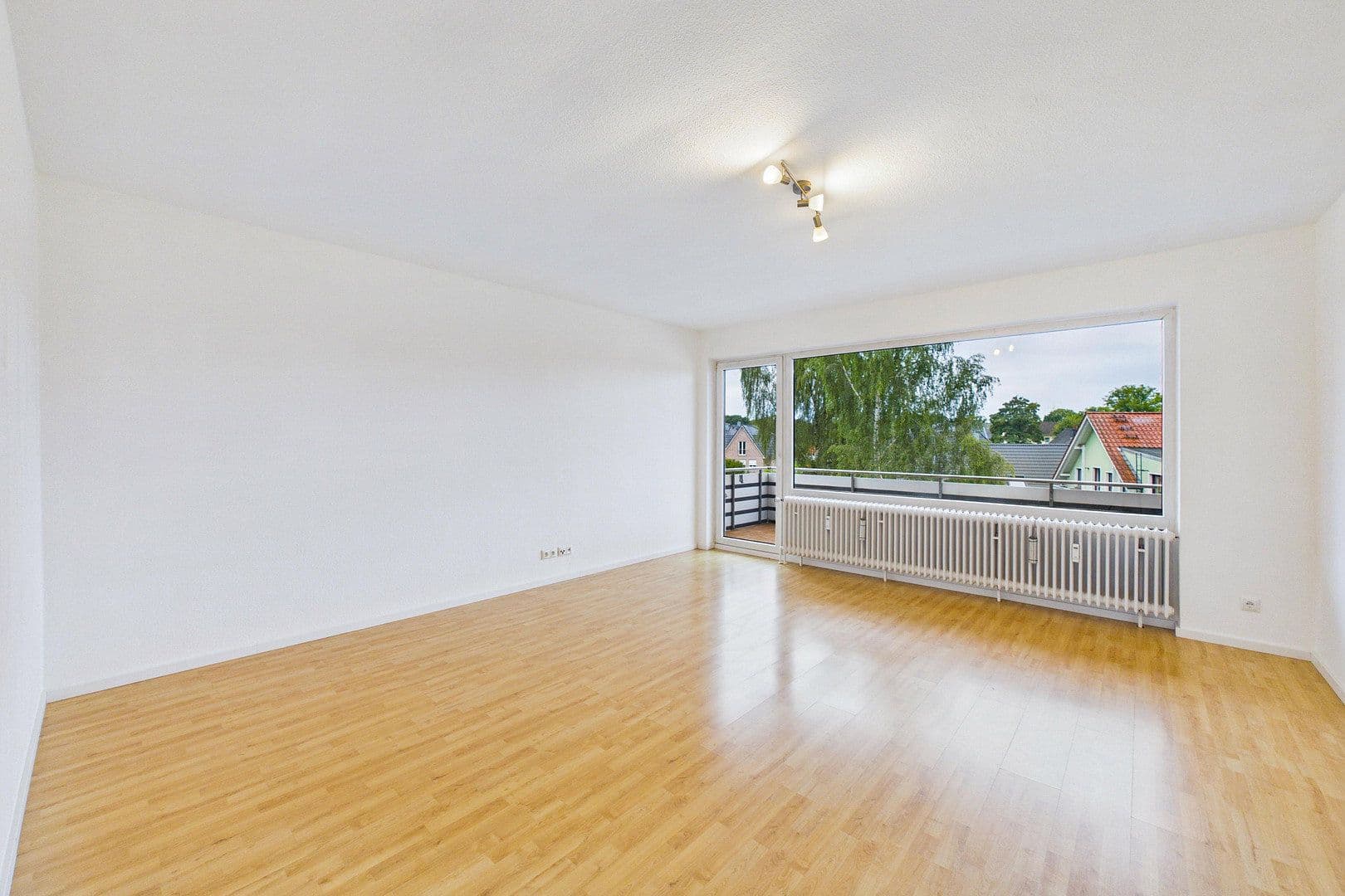 Predaj bytu 3-izbový 77 m², Oldenburg, Dolné Sasko Predaj bytu 3-izbový 77 m², Oldenburg, Dolné Sasko