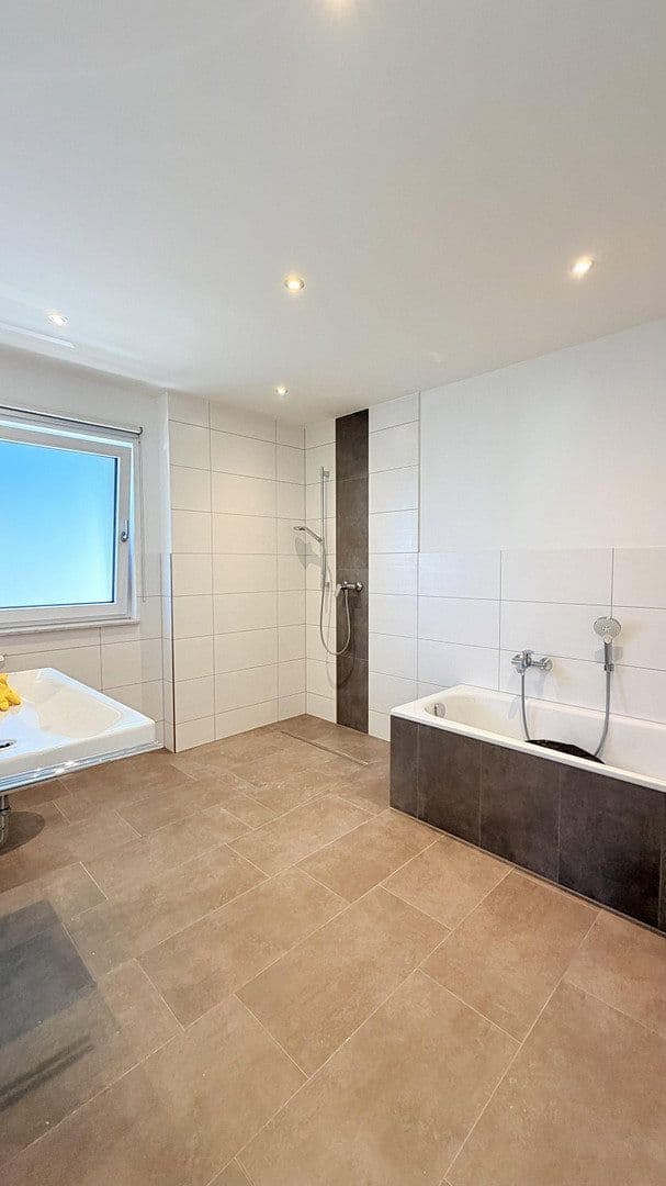Prenájom bytu 3-izbový 71 m², Nibelungenweg 2, Plattling, Bavorsko Prenájom bytu 3-izbový 71 m², Nibelungenweg 2, Plattling, Bavorsko