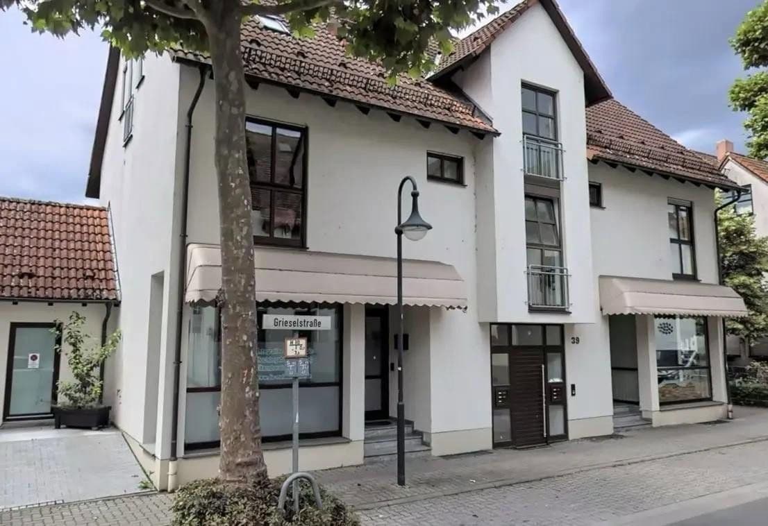 Prenájom bytu 2-izbový 54 m², Grieselstraße 39, Bensheim, Hesensko Prenájom bytu 2-izbový 54 m², Grieselstraße 39, Bensheim, Hesensko