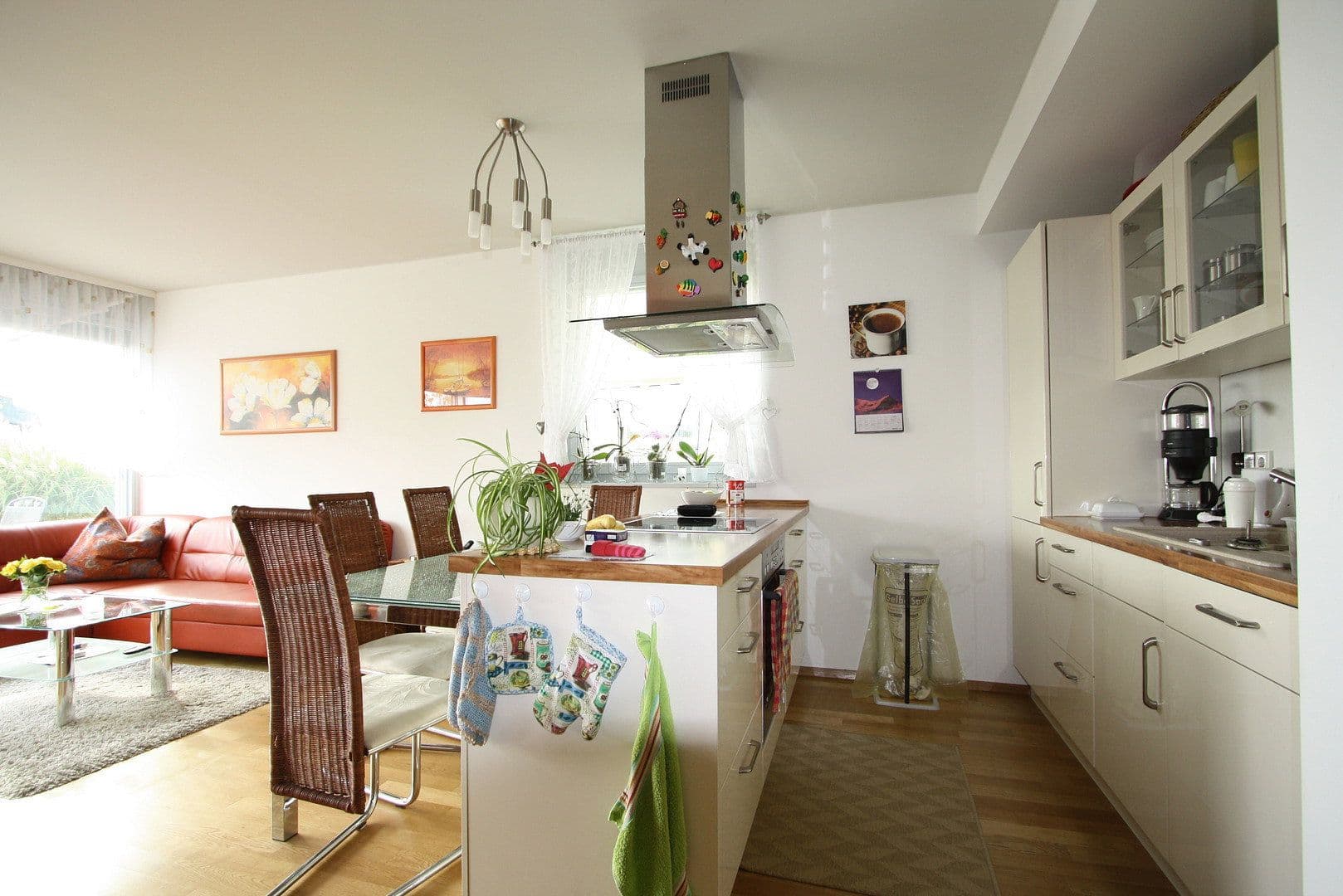 Prenájom bytu 3-izbový 72 m², Überlingen, Bádensko-Wurttembersko Prenájom bytu 3-izbový 72 m², Überlingen, Bádensko-Wurttembersko