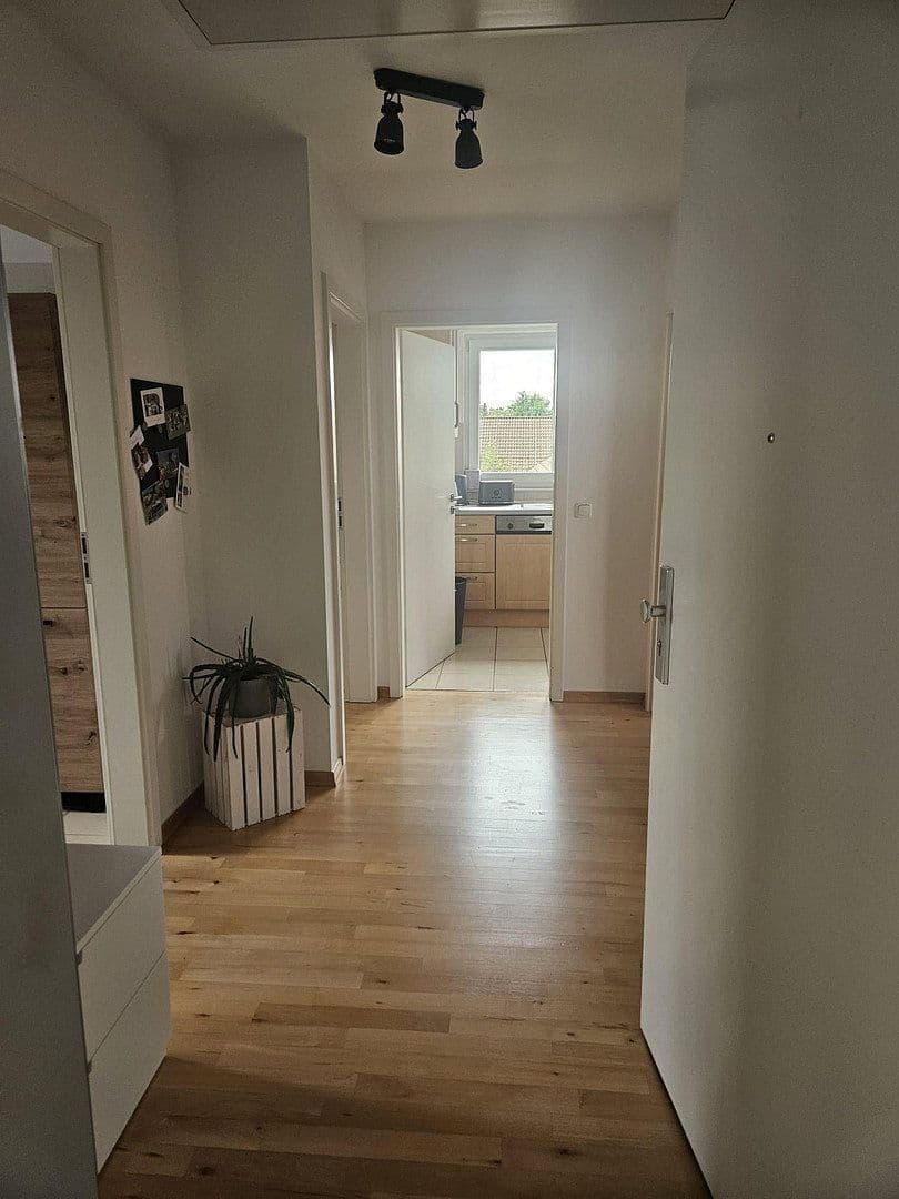Prenájom bytu 2-izbový 60 m², Stelle, Dolné Sasko Prenájom bytu 2-izbový 60 m², Stelle, Dolné Sasko