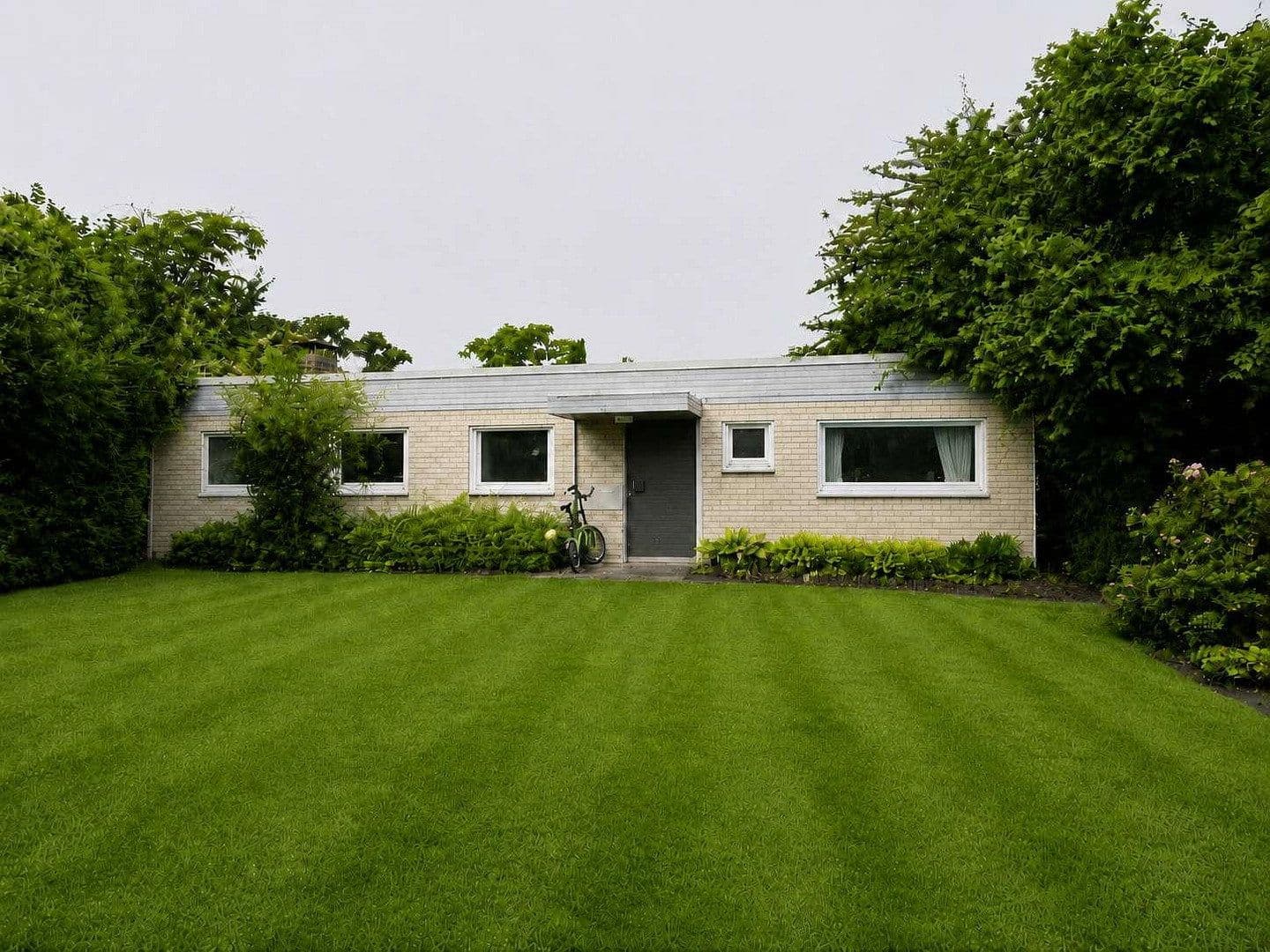 Predaj domu 143 m², pozemok 823 m², Bielefeld, Severné Porýnie - Westfálsko Predaj domu 143 m², pozemok 823 m², Bielefeld, Severné Porýnie - Westfálsko