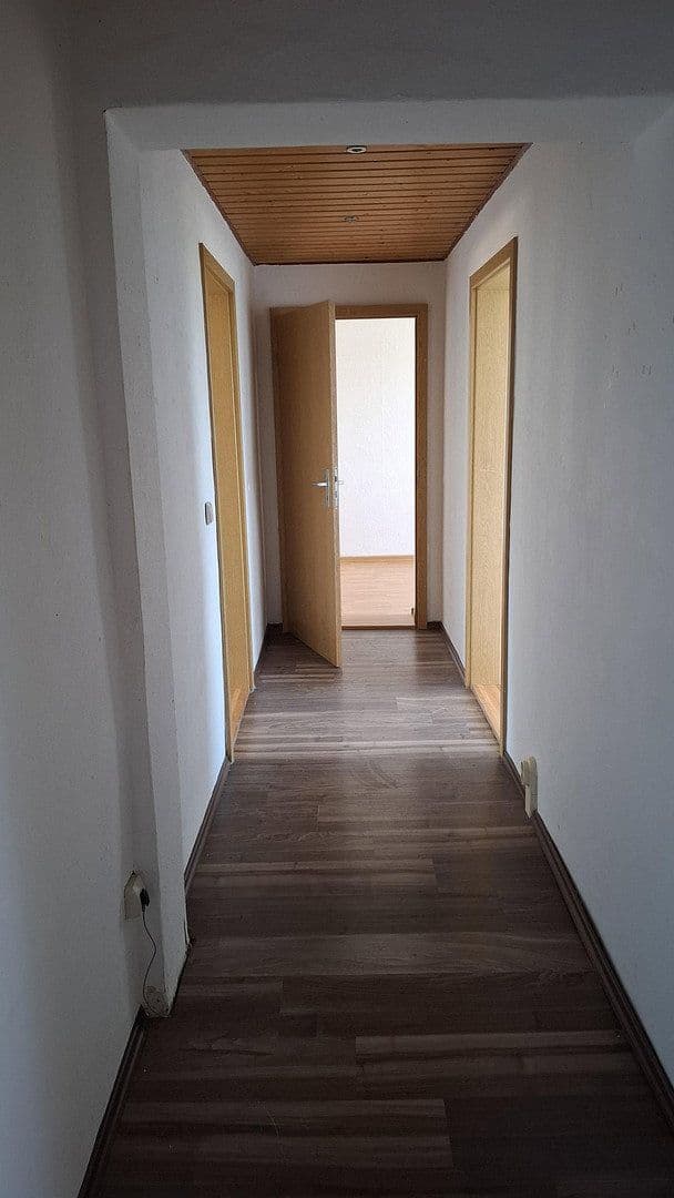 Prenájom bytu 4-izbový 82 m², Nitzschkaer Straße 5D, Wurzen, Sasko Prenájom bytu 4-izbový 82 m², Nitzschkaer Straße 5D, Wurzen, Sasko