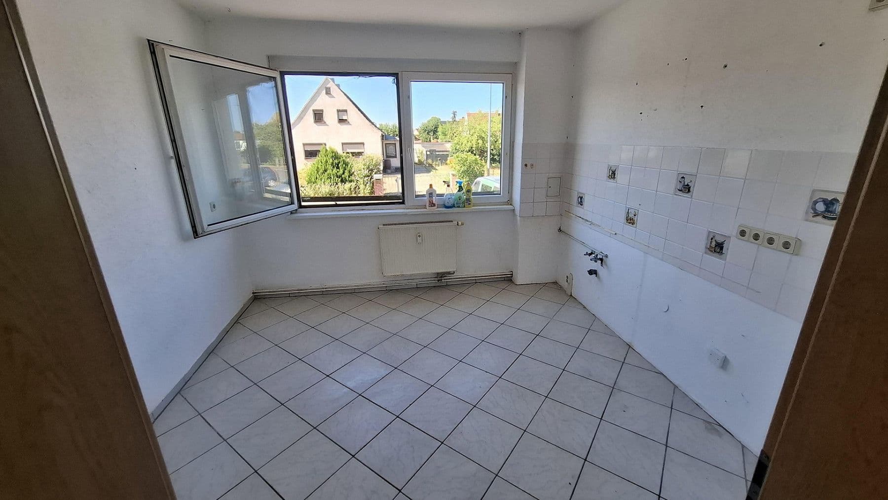 Prenájom bytu 4-izbový 82 m², Nitzschkaer Straße 5D, Wurzen, Sasko Prenájom bytu 4-izbový 82 m², Nitzschkaer Straße 5D, Wurzen, Sasko
