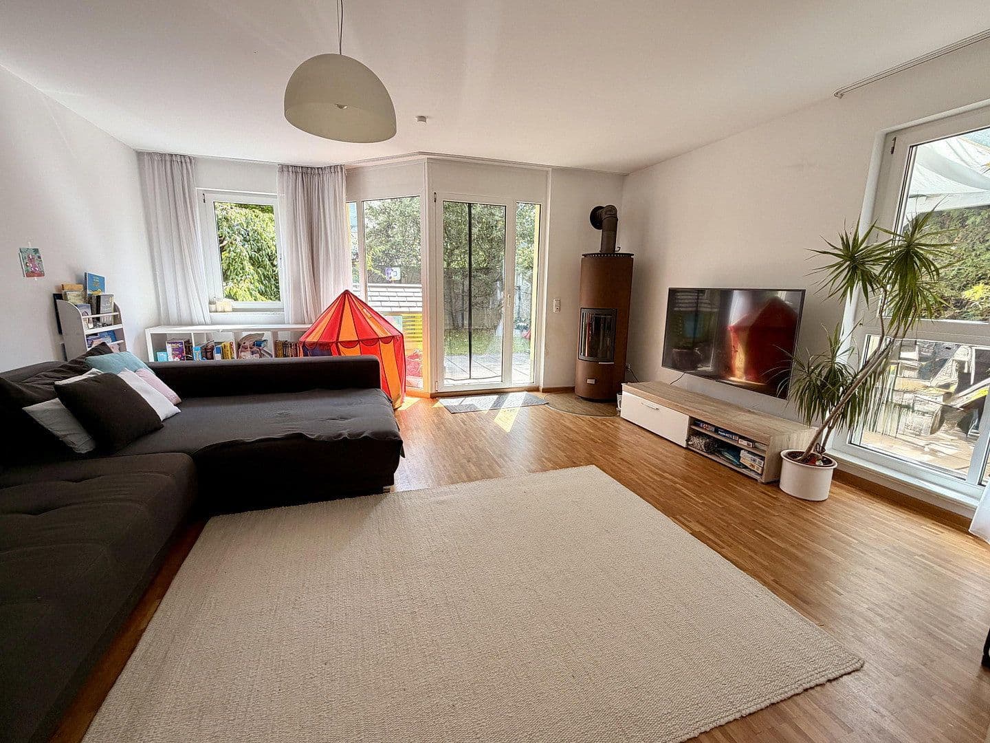 Predaj domu 156 m², pozemok 245 m², Fauststraße 52, München, Bavorsko Predaj domu 156 m², pozemok 245 m², Fauststraße 52, München, Bavorsko