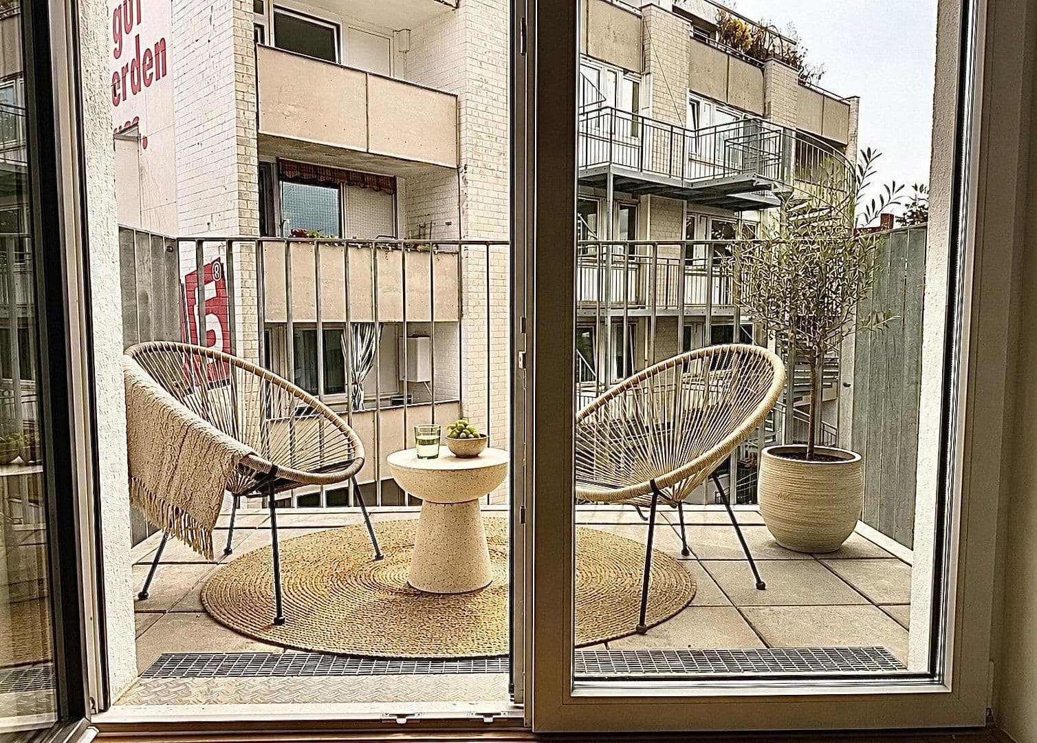 Prenájom bytu 1-izbový 34 m², Berlin, Berlín Prenájom bytu 1-izbový 34 m², Berlin, Berlín