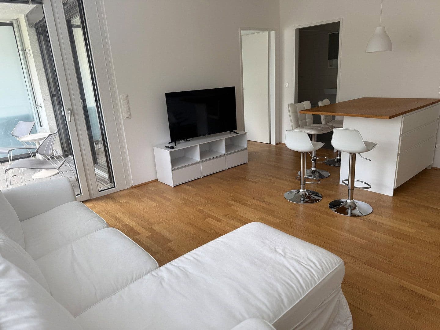 Prenájom bytu 2-izbový 48 m², Adolf-Czettel-Gasse 9, Wien, Viedeň Prenájom bytu 2-izbový 48 m², Adolf-Czettel-Gasse 9, Wien, Viedeň