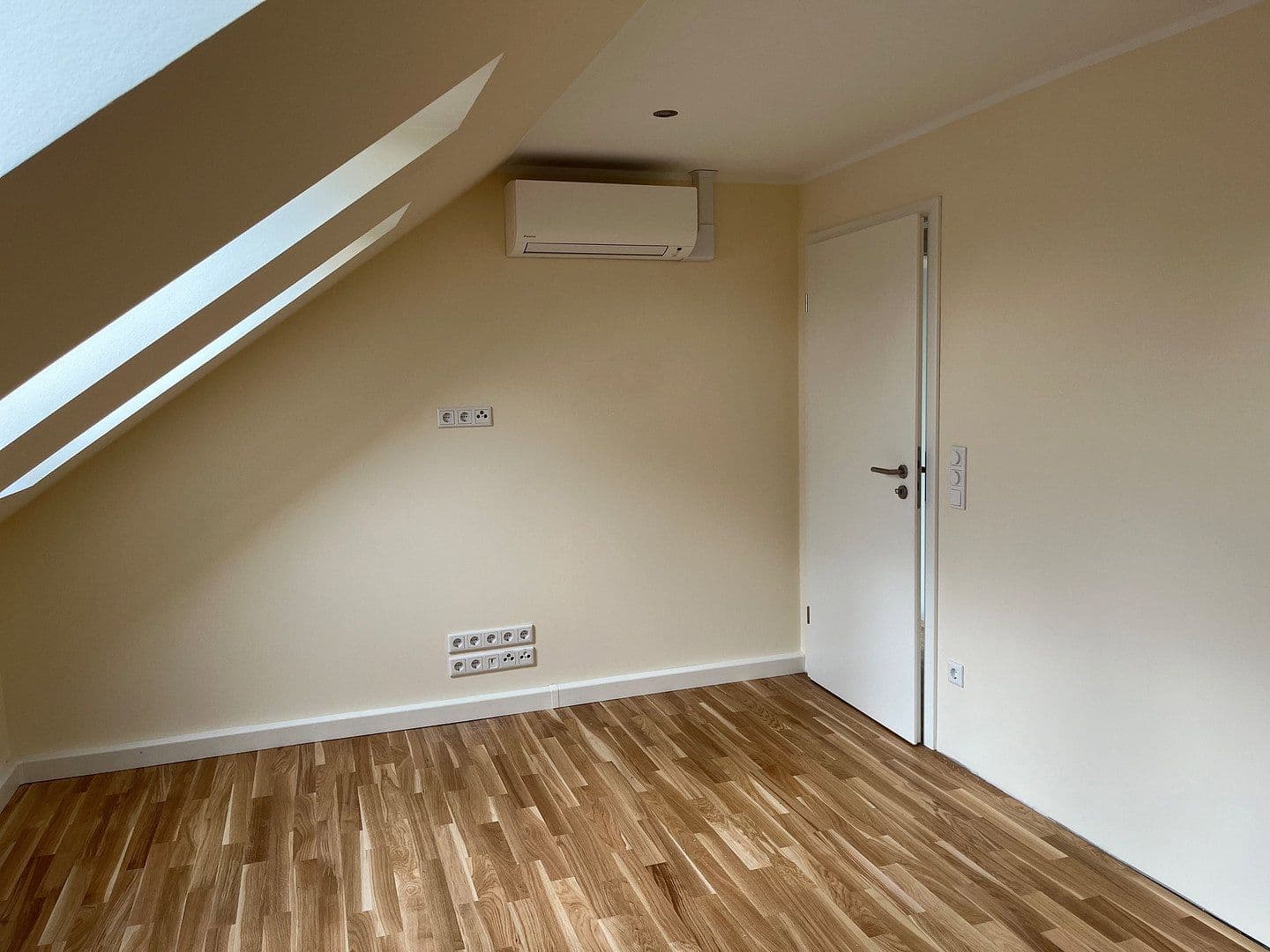 Prenájom bytu 2-izbový 65 m², Recklinghausen, Severné Porýnie - Westfálsko Prenájom bytu 2-izbový 65 m², Recklinghausen, Severné Porýnie - Westfálsko