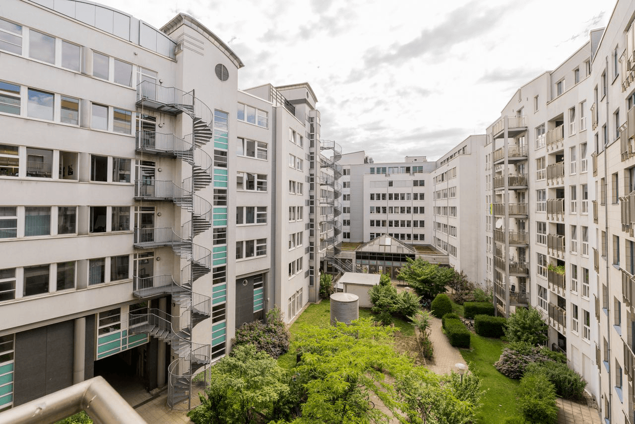Prenájom bytu 2-izbový 69 m², Alte Jakobstraße, 77A, Berlin, Berlín Prenájom bytu 2-izbový 69 m², Alte Jakobstraße, 77A, Berlin, Berlín