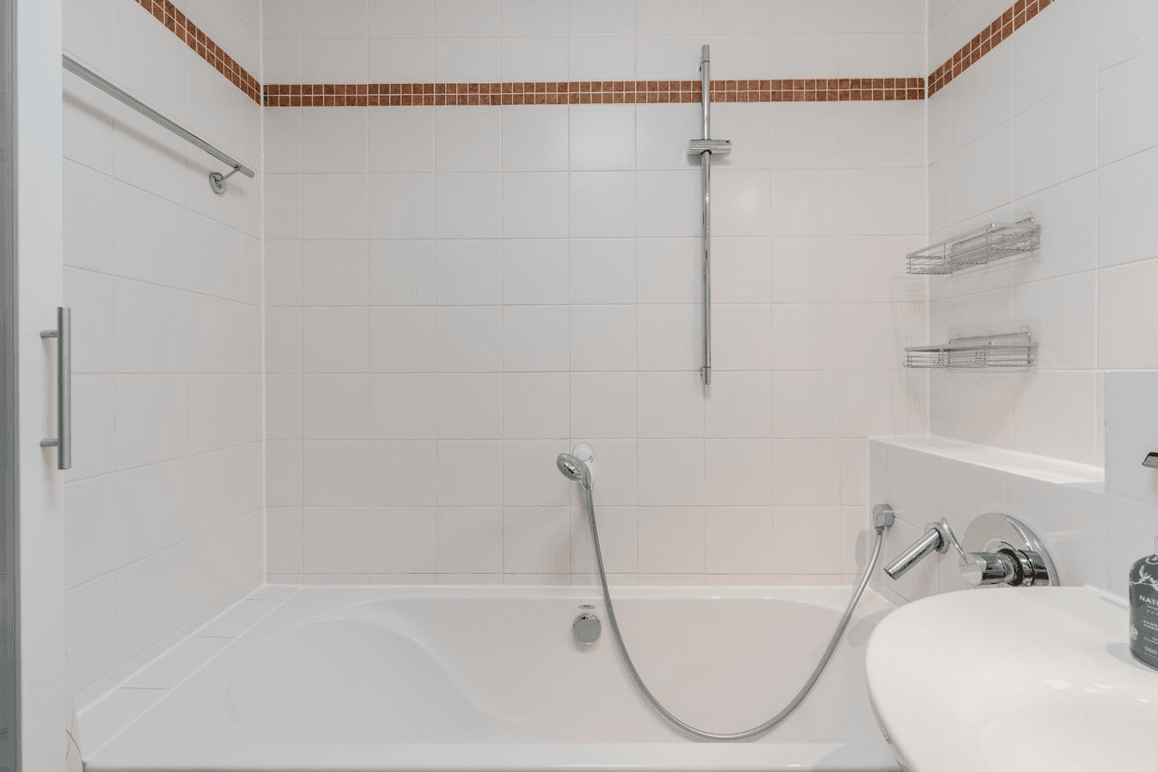 Prenájom bytu 2-izbový 69 m², Alte Jakobstraße, 77A, Berlin, Berlín Prenájom bytu 2-izbový 69 m², Alte Jakobstraße, 77A, Berlin, Berlín
