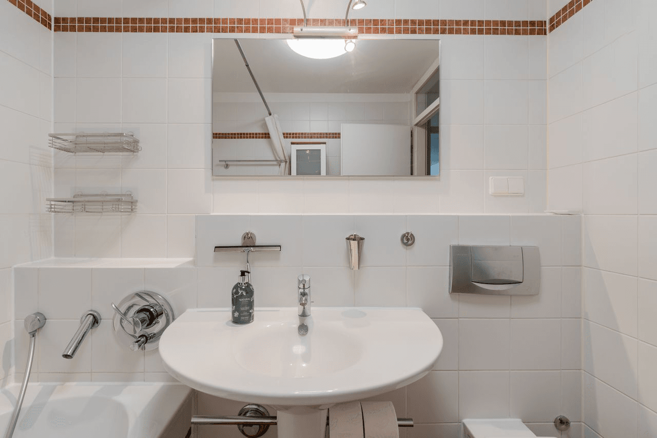 Prenájom bytu 2-izbový 69 m², Alte Jakobstraße, 77A, Berlin, Berlín Prenájom bytu 2-izbový 69 m², Alte Jakobstraße, 77A, Berlin, Berlín