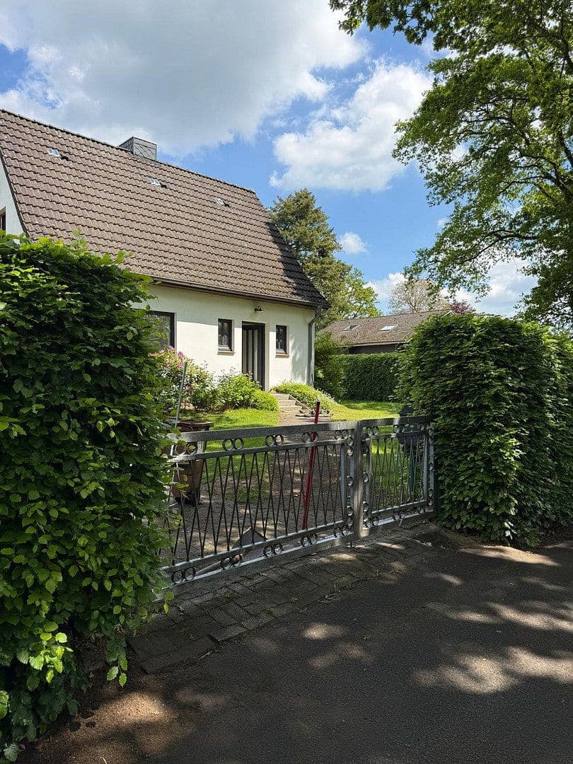 Predaj domu 92 m², pozemok 500 m², Bramkampredder 110, Ammersbek, Šlezvicko-Holštajnsko Predaj domu 92 m², pozemok 500 m², Bramkampredder 110, Ammersbek, Šlezvicko-Holštajnsko