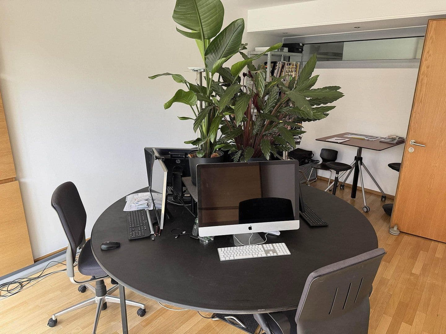 Prenájom kancelárie 135 m², Frankfurt am Main, Hesensko Prenájom kancelárie 135 m², Frankfurt am Main, Hesensko