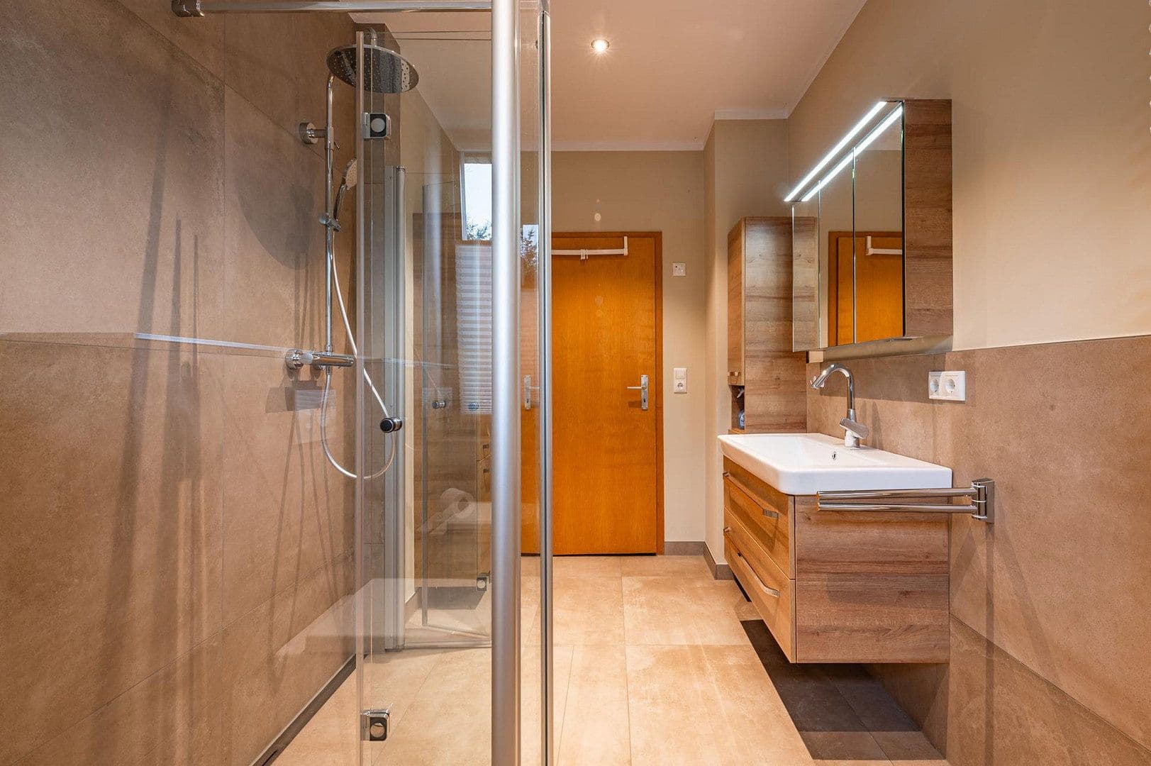 Predaj domu 182 m², pozemok 1.488 m², Dörverden, Dolné Sasko Predaj domu 182 m², pozemok 1.488 m², Dörverden, Dolné Sasko