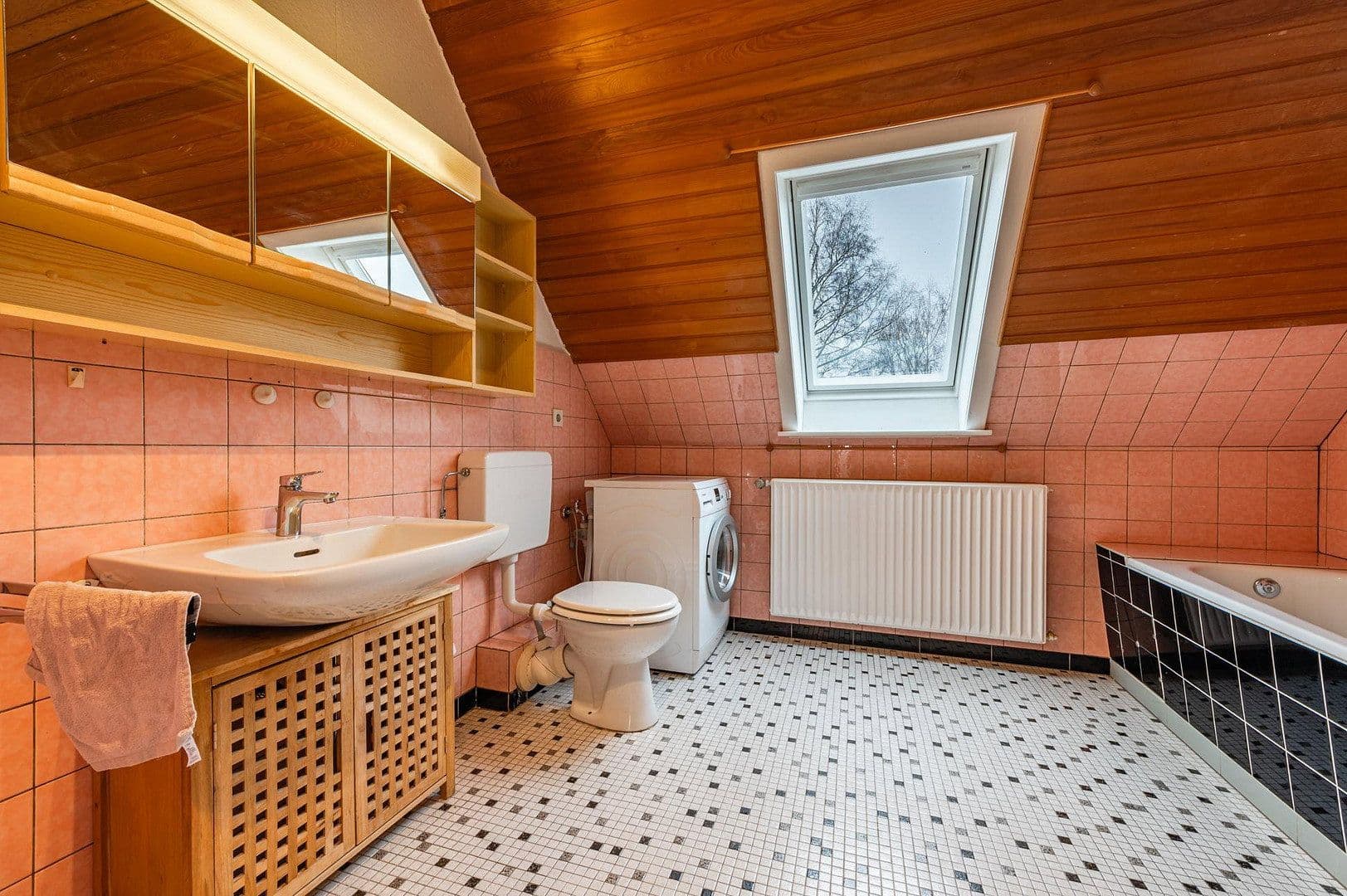 Predaj domu 182 m², pozemok 1.488 m², Dörverden, Dolné Sasko Predaj domu 182 m², pozemok 1.488 m², Dörverden, Dolné Sasko