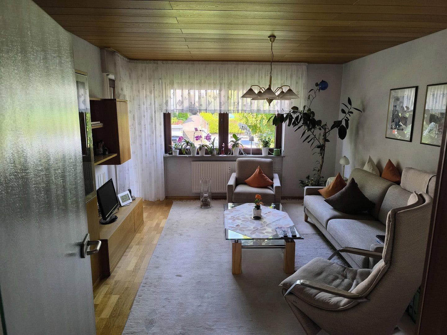 Predaj bytu 3-izbový 68 m², Esslingen am Neckar, Bádensko-Wurttembersko Predaj bytu 3-izbový 68 m², Esslingen am Neckar, Bádensko-Wurttembersko