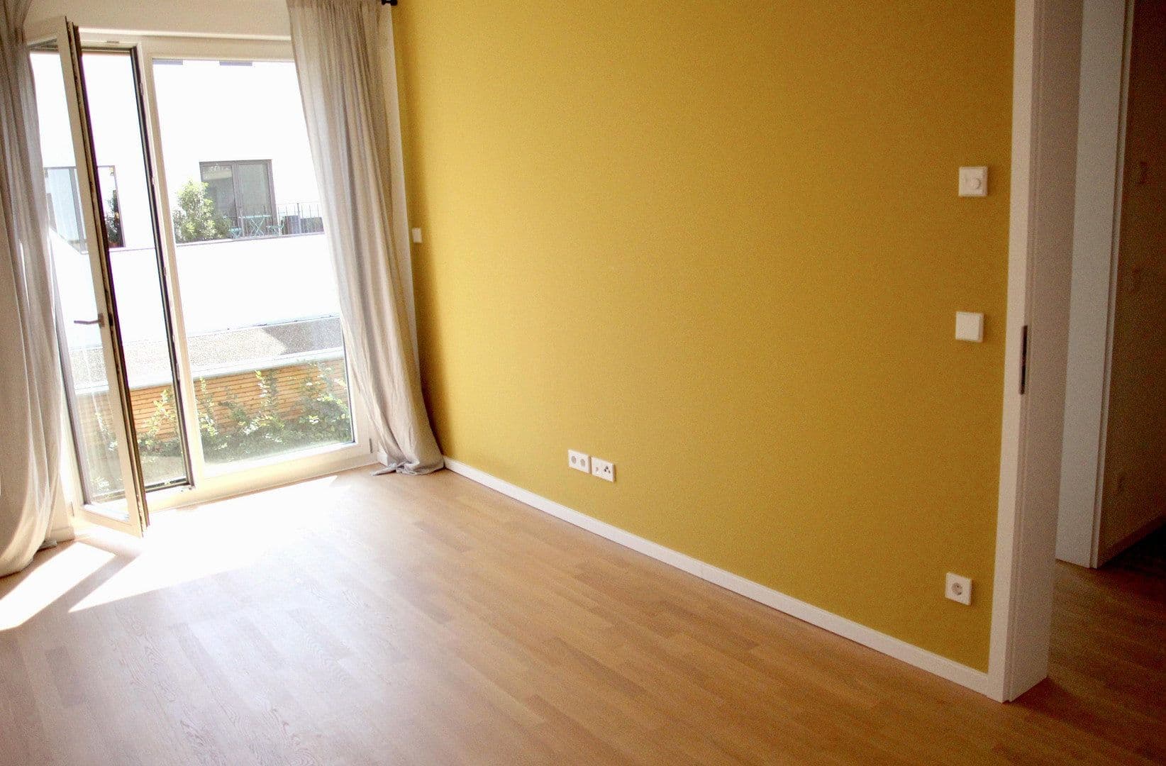 Predaj bytu 3-izbový 86 m², Berlin, Berlín Predaj bytu 3-izbový 86 m², Berlin, Berlín