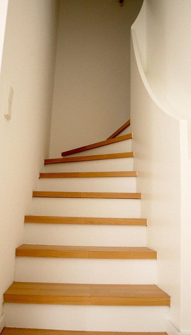 Predaj bytu 3-izbový 86 m², Berlin, Berlín Predaj bytu 3-izbový 86 m², Berlin, Berlín