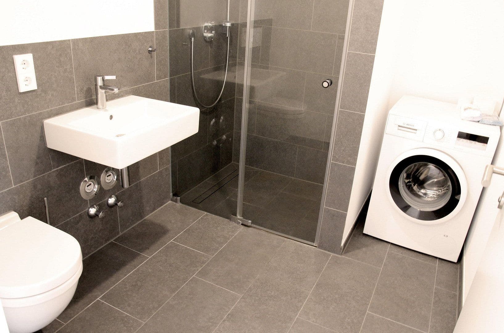 Predaj bytu 3-izbový 86 m², Berlin, Berlín Predaj bytu 3-izbový 86 m², Berlin, Berlín