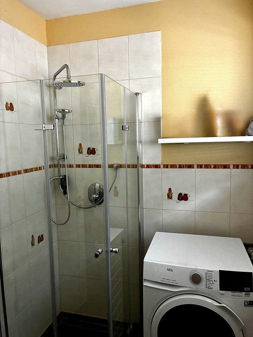 Predaj domu 161 m², pozemok 853 m², Maria-Theresien-Str. 30, Lohr am Main, Bavorsko Predaj domu 161 m², pozemok 853 m², Maria-Theresien-Str. 30, Lohr am Main, Bavorsko