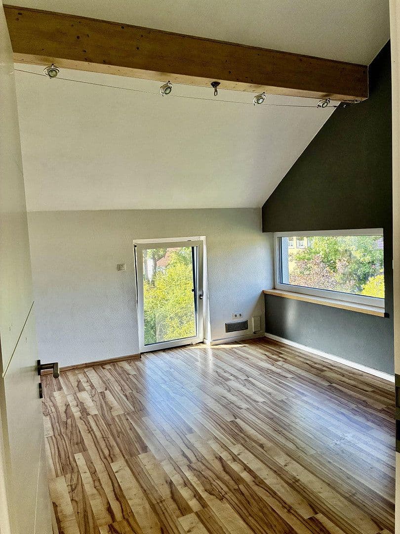 Predaj domu 161 m², pozemok 853 m², Maria-Theresien-Str. 30, Lohr am Main, Bavorsko Predaj domu 161 m², pozemok 853 m², Maria-Theresien-Str. 30, Lohr am Main, Bavorsko