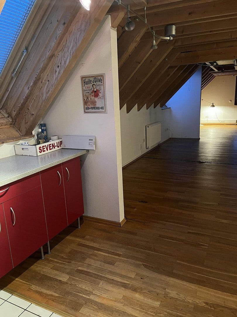 Prenájom domu 104 m², pozemok 680 m², Limeshain, Hesensko Prenájom domu 104 m², pozemok 680 m², Limeshain, Hesensko