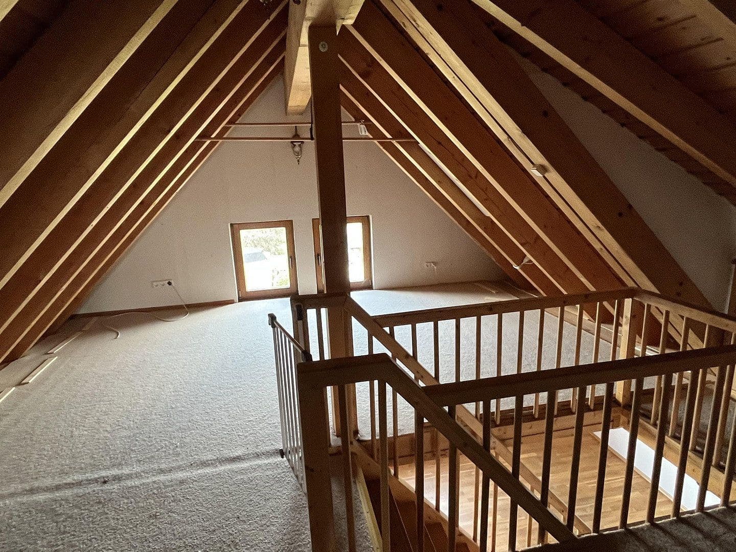 Prenájom domu 104 m², pozemok 680 m², Limeshain, Hesensko Prenájom domu 104 m², pozemok 680 m², Limeshain, Hesensko