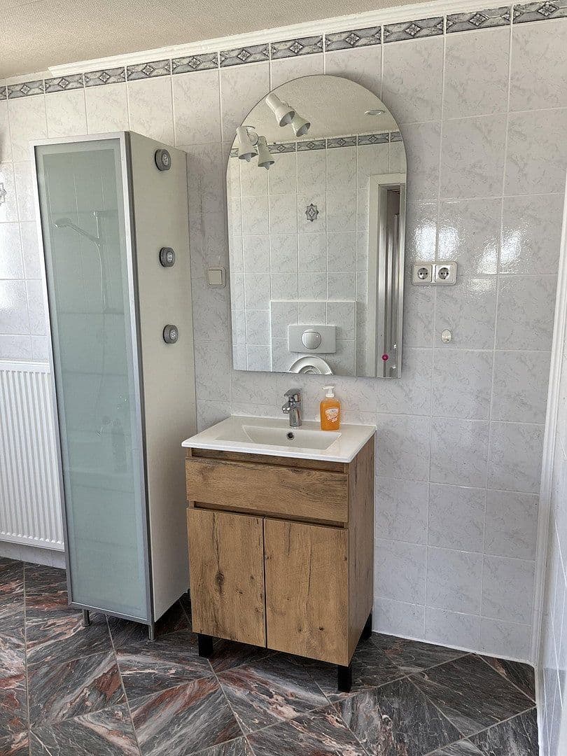 Prenájom domu 104 m², pozemok 680 m², Limeshain, Hesensko Prenájom domu 104 m², pozemok 680 m², Limeshain, Hesensko