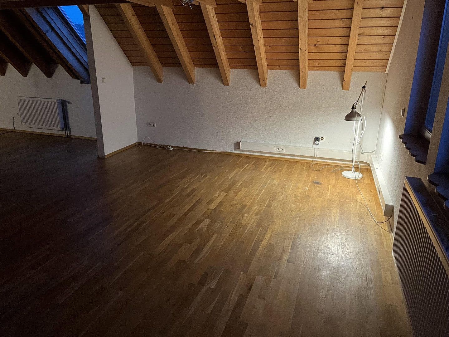 Prenájom domu 104 m², pozemok 680 m², Limeshain, Hesensko Prenájom domu 104 m², pozemok 680 m², Limeshain, Hesensko