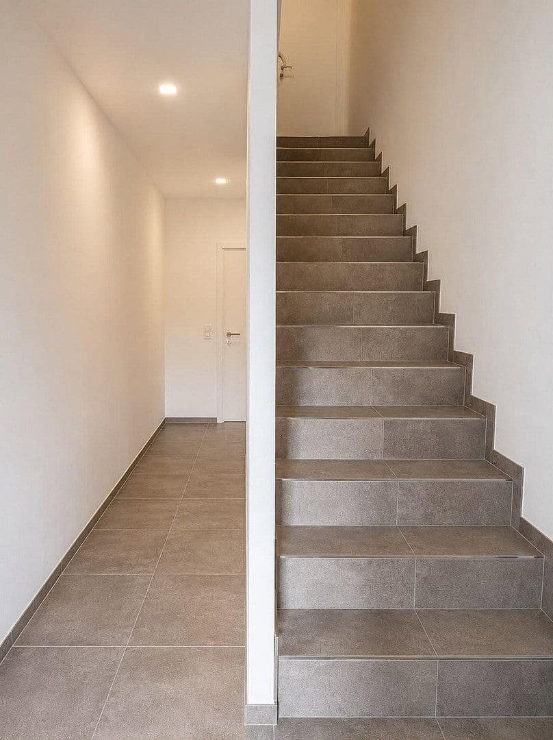 Prenájom domu 192 m², pozemok 248 m², Pater-Steinmetzler-Straße 5, Sinzig, Porýnie-Falcko Prenájom domu 192 m², pozemok 248 m², Pater-Steinmetzler-Straße 5, Sinzig, Porýnie-Falcko