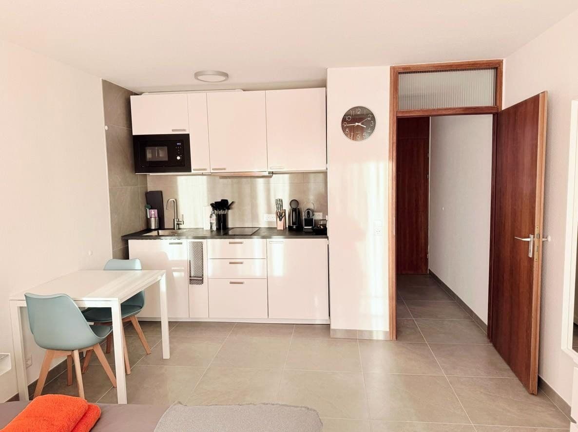 Prenájom bytu 1-izbový 30 m², Stuttgart, Bádensko-Wurttembersko Prenájom bytu 1-izbový 30 m², Stuttgart, Bádensko-Wurttembersko