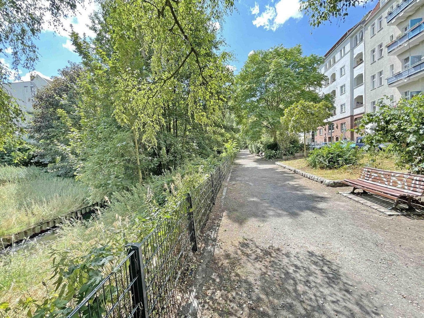 Predaj bytu 2-izbový 68 m², Stockholmer Straße 30, Berlin, Berlín Predaj bytu 2-izbový 68 m², Stockholmer Straße 30, Berlin, Berlín
