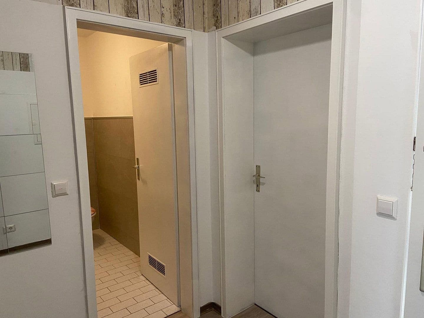Prenájom bytu 2-izbový 62 m², Hockenheim, Bádensko-Wurttembersko Prenájom bytu 2-izbový 62 m², Hockenheim, Bádensko-Wurttembersko