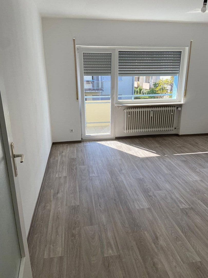 Prenájom bytu 2-izbový 62 m², Hockenheim, Bádensko-Wurttembersko Prenájom bytu 2-izbový 62 m², Hockenheim, Bádensko-Wurttembersko