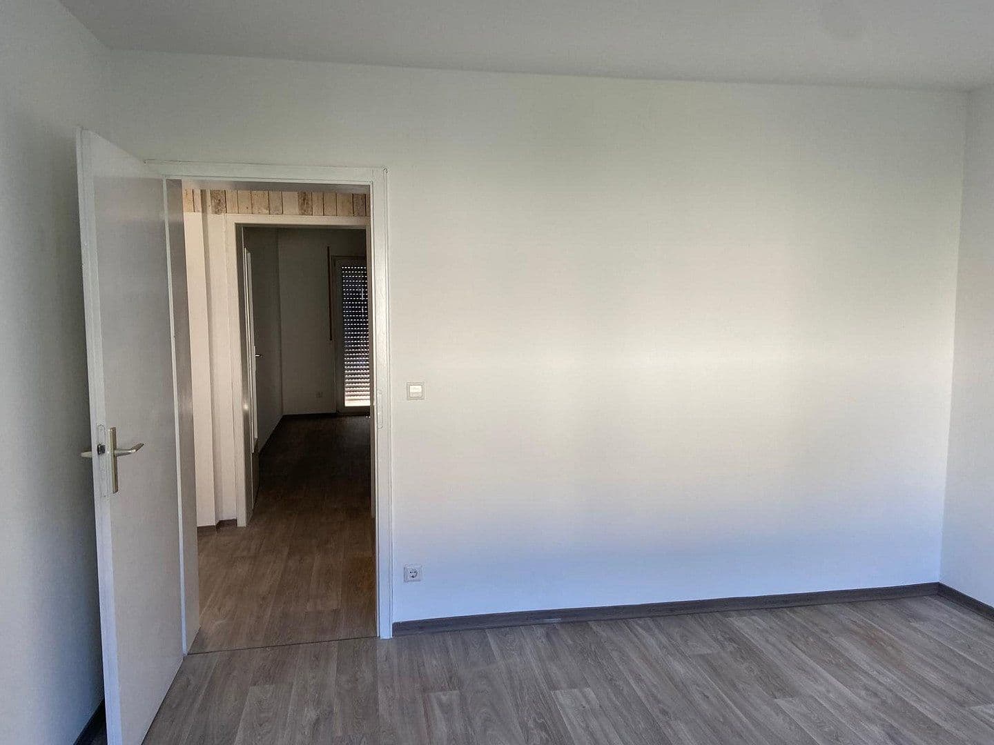 Prenájom bytu 2-izbový 62 m², Hockenheim, Bádensko-Wurttembersko Prenájom bytu 2-izbový 62 m², Hockenheim, Bádensko-Wurttembersko