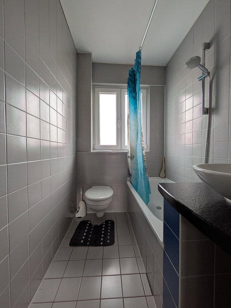 Predaj domu 186 m², pozemok 737 m², Friedrich-Ebert-Str. 1, Limeshain, Hesensko Predaj domu 186 m², pozemok 737 m², Friedrich-Ebert-Str. 1, Limeshain, Hesensko
