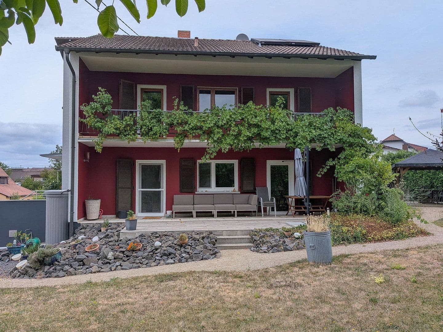 Predaj domu 186 m², pozemok 737 m², Friedrich-Ebert-Str. 1, Limeshain, Hesensko Predaj domu 186 m², pozemok 737 m², Friedrich-Ebert-Str. 1, Limeshain, Hesensko
