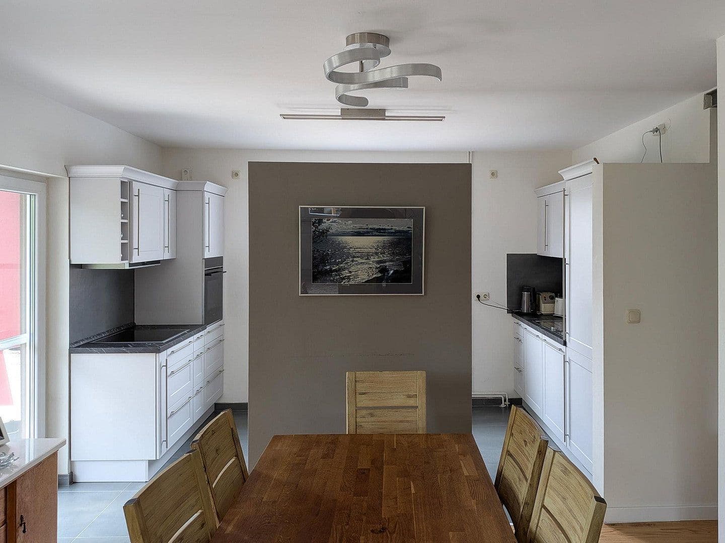 Predaj domu 186 m², pozemok 737 m², Friedrich-Ebert-Str. 1, Limeshain, Hesensko Predaj domu 186 m², pozemok 737 m², Friedrich-Ebert-Str. 1, Limeshain, Hesensko