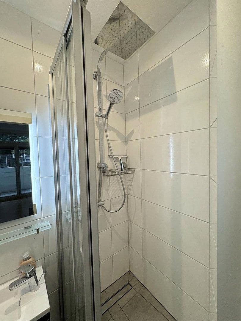 Prenájom bytu 1-izbový 22 m², Bonn, Severné Porýnie - Westfálsko Prenájom bytu 1-izbový 22 m², Bonn, Severné Porýnie - Westfálsko
