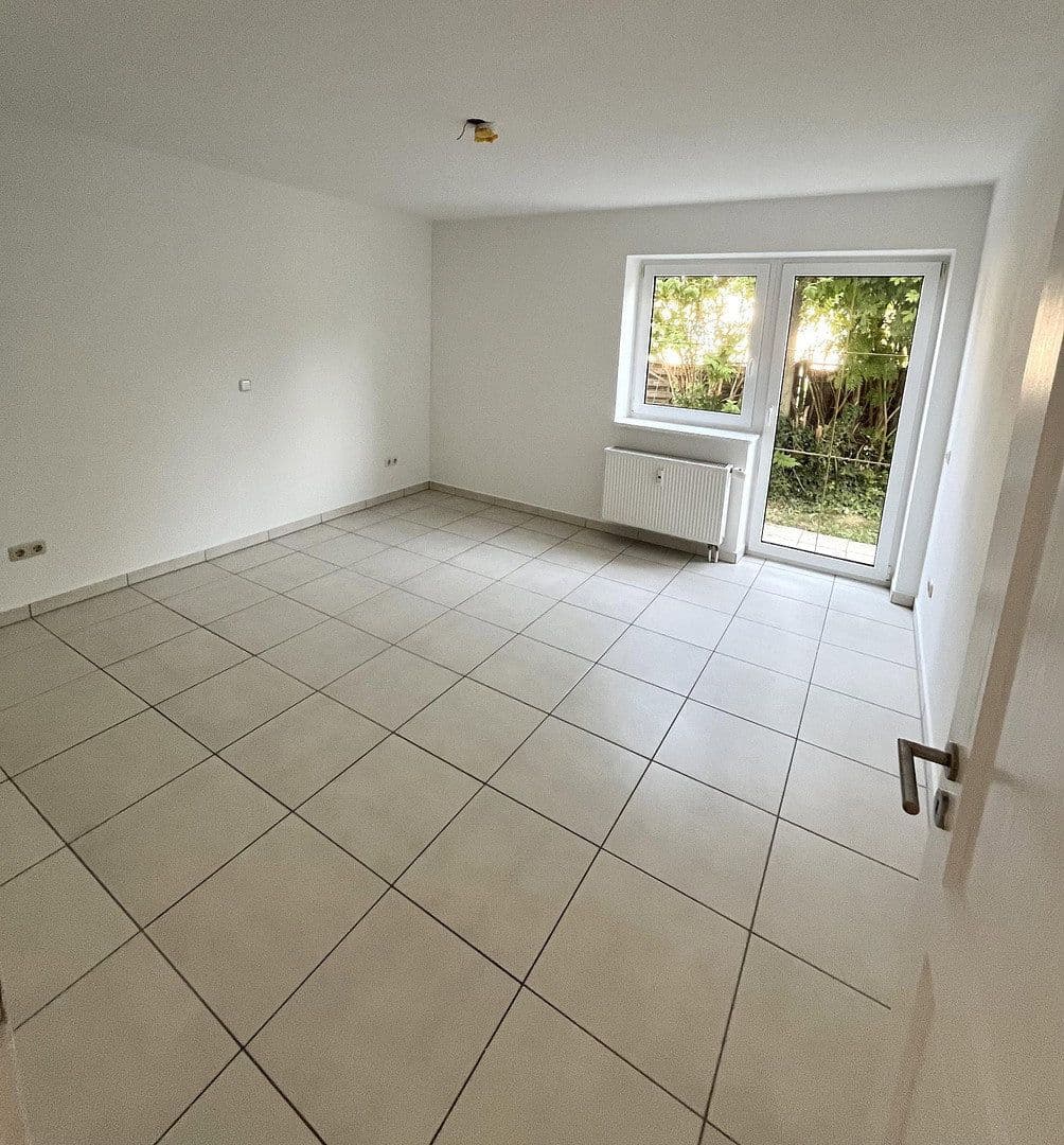 Prenájom bytu 2-izbový 89 m², Mickhausen, Bavorsko Prenájom bytu 2-izbový 89 m², Mickhausen, Bavorsko