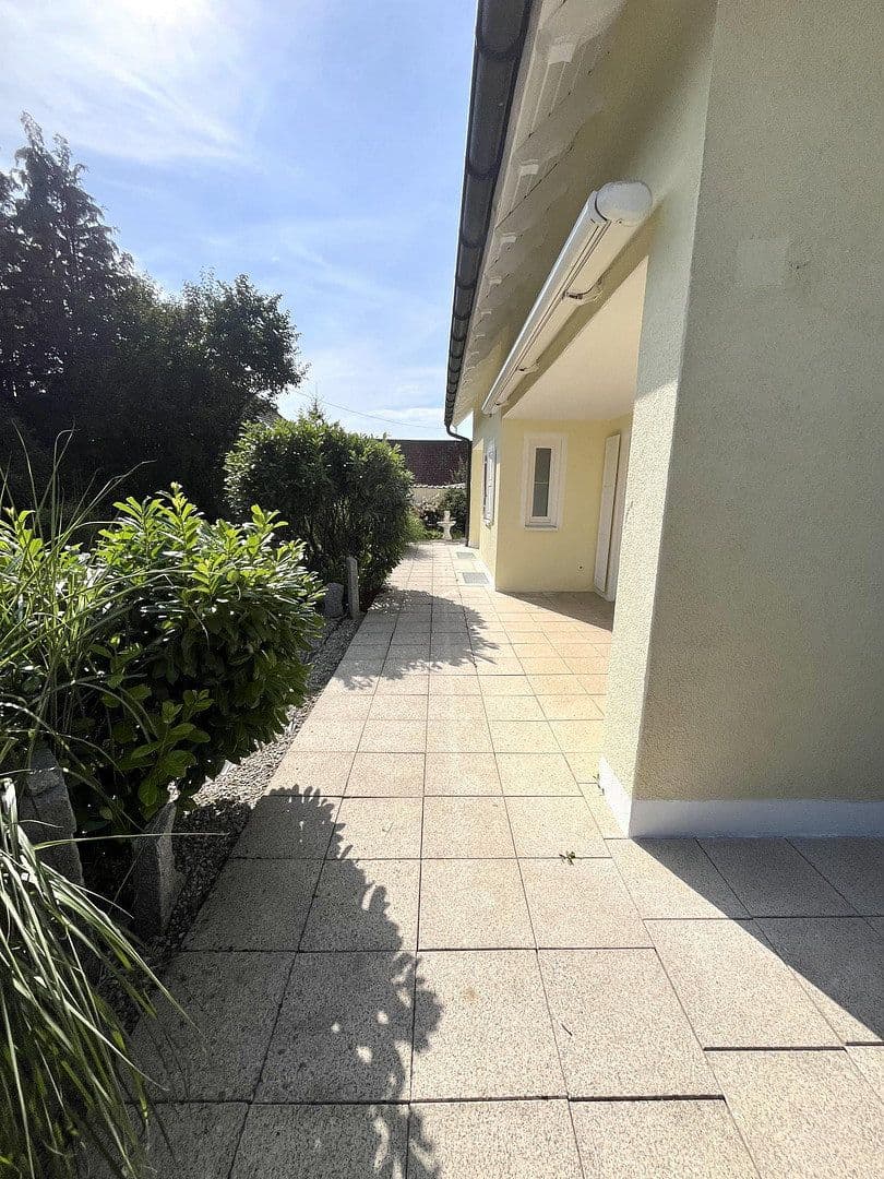 Prenájom bytu 2-izbový 89 m², Mickhausen, Bavorsko Prenájom bytu 2-izbový 89 m², Mickhausen, Bavorsko