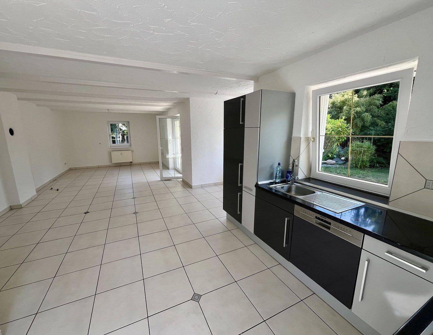 Prenájom bytu 2-izbový 89 m², Mickhausen, Bavorsko Prenájom bytu 2-izbový 89 m², Mickhausen, Bavorsko