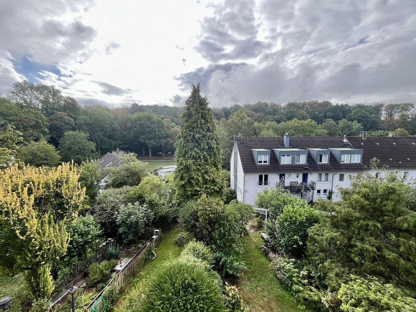 Predaj domu 150 m², pozemok 250 m², Mittlere Bergerheide 15, Wuppertal, Severné Porýnie - Westfálsko Predaj domu 150 m², pozemok 250 m², Mittlere Bergerheide 15, Wuppertal, Severné Porýnie - Westfálsko
