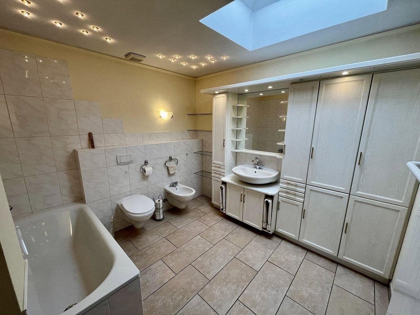 Predaj domu 150 m², pozemok 250 m², Mittlere Bergerheide 15, Wuppertal, Severné Porýnie - Westfálsko Predaj domu 150 m², pozemok 250 m², Mittlere Bergerheide 15, Wuppertal, Severné Porýnie - Westfálsko