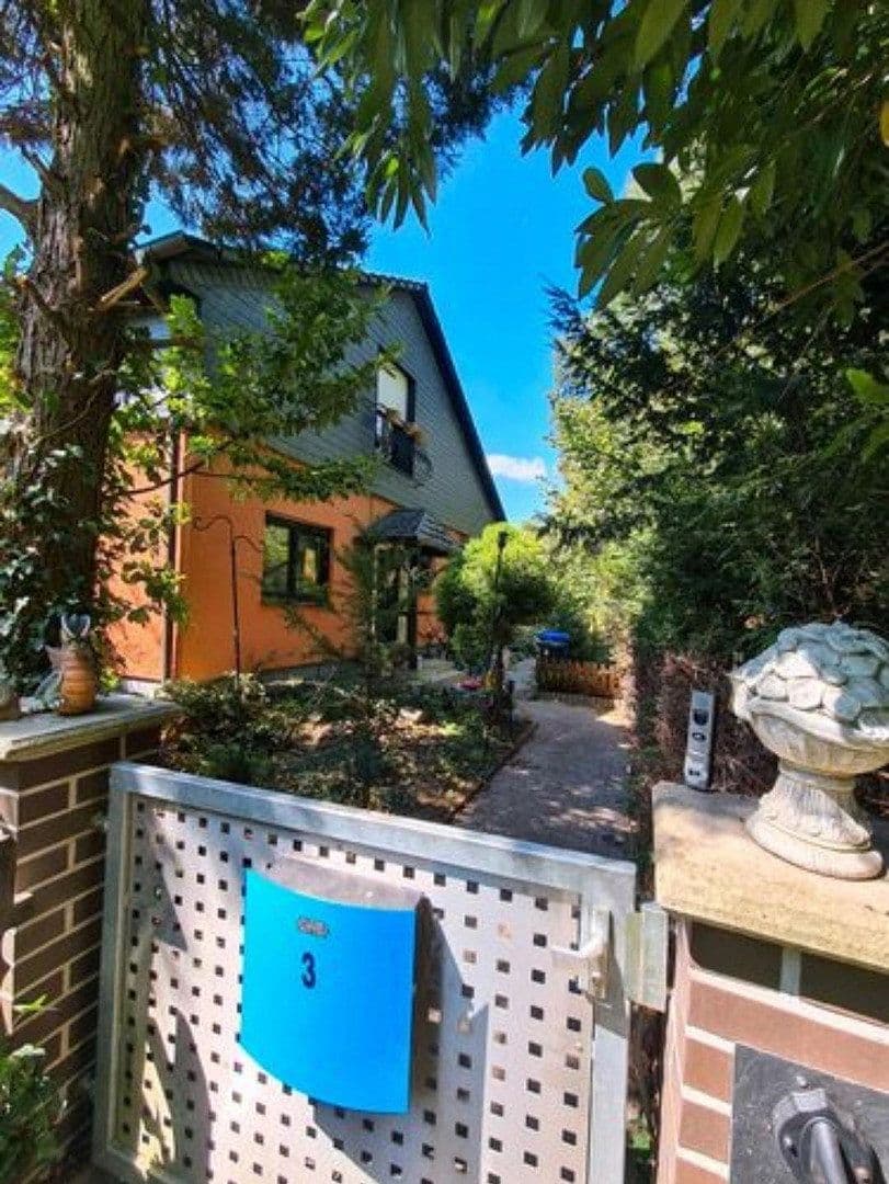 Predaj domu 230 m², pozemok 572 m², Am Mühlbach 3, Reinheim, Hesensko Predaj domu 230 m², pozemok 572 m², Am Mühlbach 3, Reinheim, Hesensko