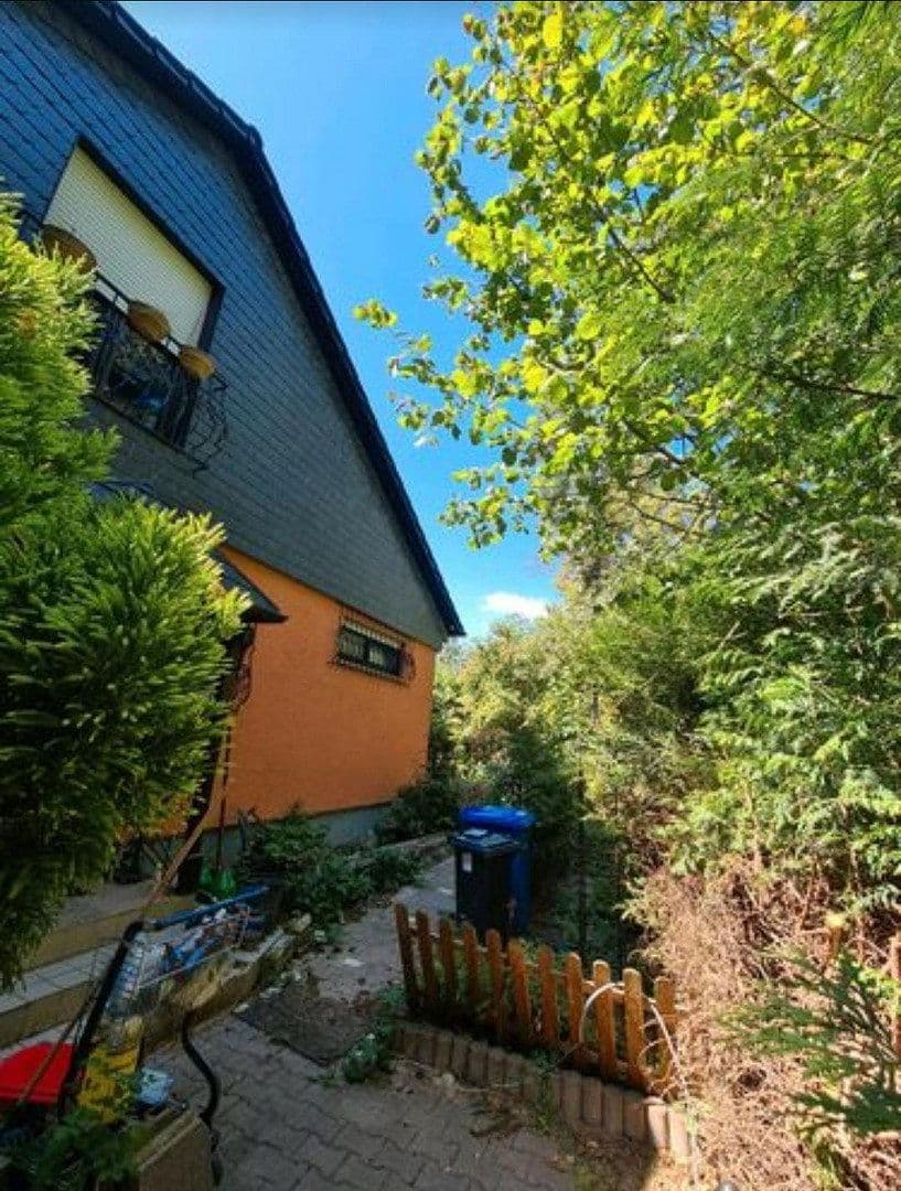 Predaj domu 230 m², pozemok 572 m², Am Mühlbach 3, Reinheim, Hesensko Predaj domu 230 m², pozemok 572 m², Am Mühlbach 3, Reinheim, Hesensko