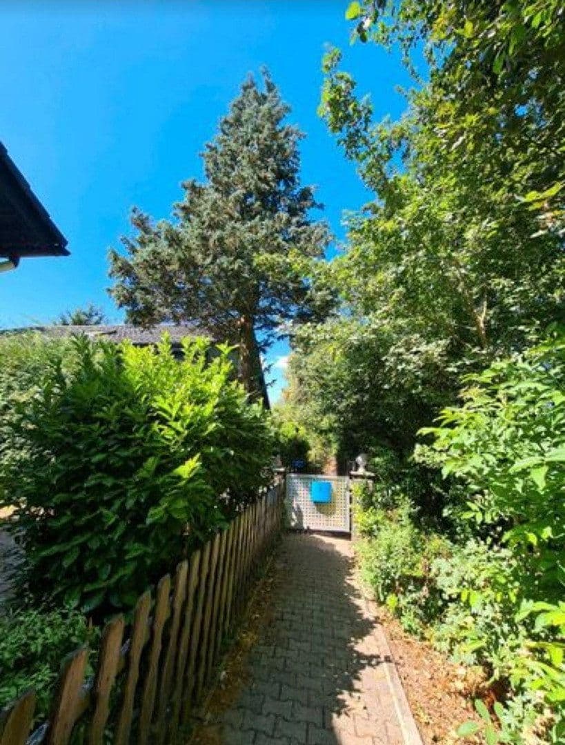 Predaj domu 230 m², pozemok 572 m², Am Mühlbach 3, Reinheim, Hesensko Predaj domu 230 m², pozemok 572 m², Am Mühlbach 3, Reinheim, Hesensko