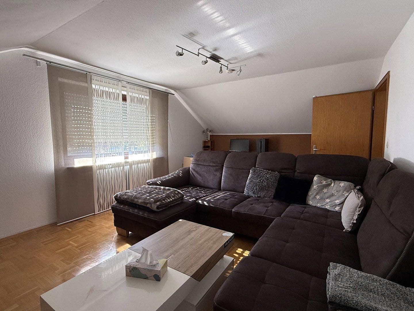 Prenájom bytu 2-izbový 60 m², Lohr am Main, Bavorsko Prenájom bytu 2-izbový 60 m², Lohr am Main, Bavorsko