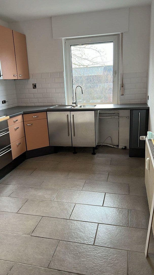 Prenájom bytu 3-izbový 96 m², Zum Rotenberg 2, Detmold, Severné Porýnie - Westfálsko Prenájom bytu 3-izbový 96 m², Zum Rotenberg 2, Detmold, Severné Porýnie - Westfálsko